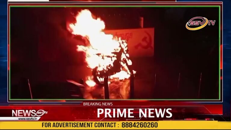 ನಗರದ ಜೇವರ್ಗಿ ಕ್ರಾಸ್ ಬಳಿ ಎಸ್ಬಿ ಐ ಬ್ಯಾಂಕ್ ಎದುರು ವೈರ್ ಶಾರ್ಟ್ಸ್ ಸರ್ಕ್ಯೂಟ್ನಿಂದಾಗಿ ಬೈಕ್ ಗೆ ಬೆಂಕಿ ಶಂಕೆ