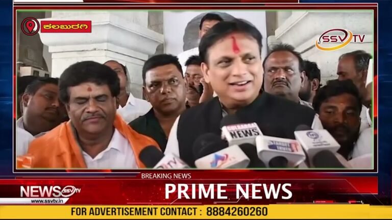 ಕಾಂಗ್ರೆಸ್ ಮುಖಂಡರಾದ   ನೀಲಕಂಠ ಎಸ್ ಮೂಲ್ಗೆ ರವರ 55ನೆಯ ಹುಟ್ಟುಹಬ್ಬದವನ್ನ  ಅವರ ಮನೆ ಮುಂದೆ ಆಚರಿಸಿಕೊಂಡರು
